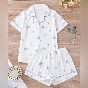 Women's White and Blue Printed Pajama Set